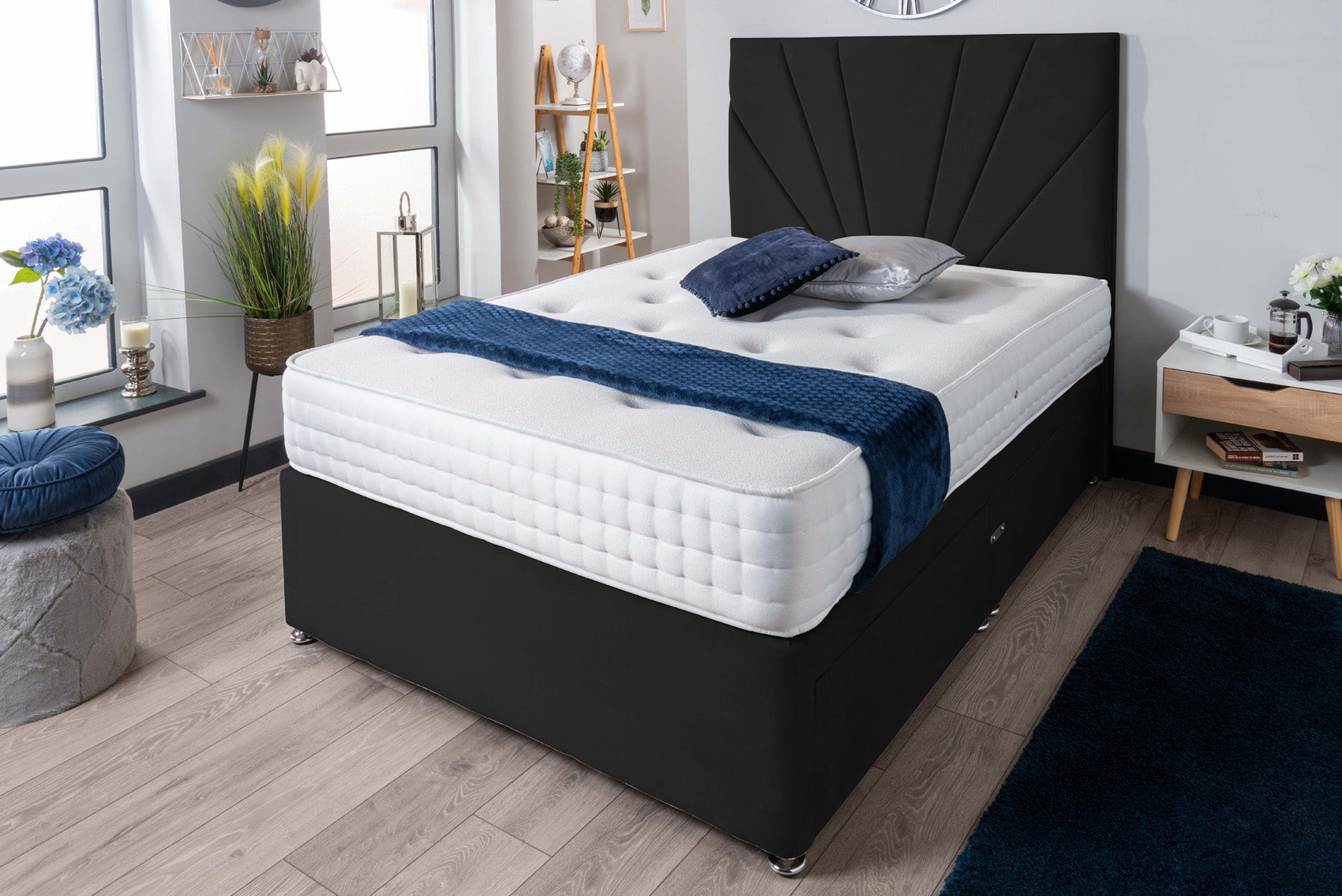 The Yenisei Divan Bed Set Plush