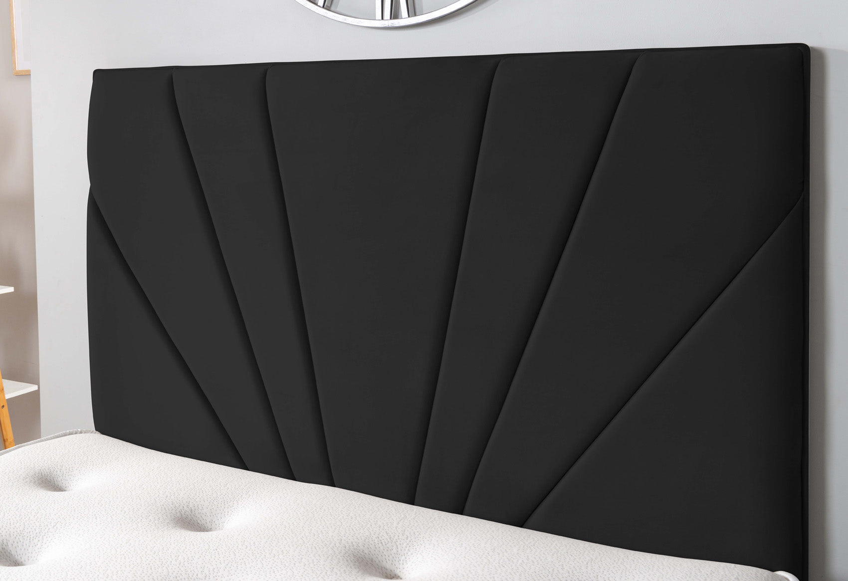 The Yenisei Divan Bed Set Plush