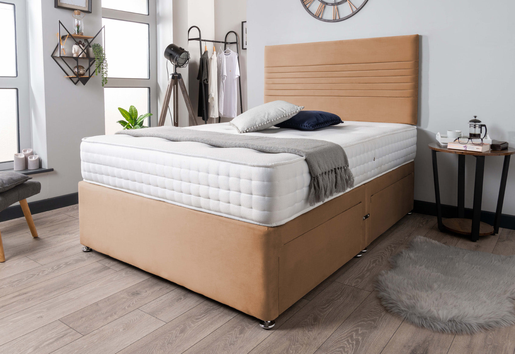 The Ebro Divan Bed Set Plush