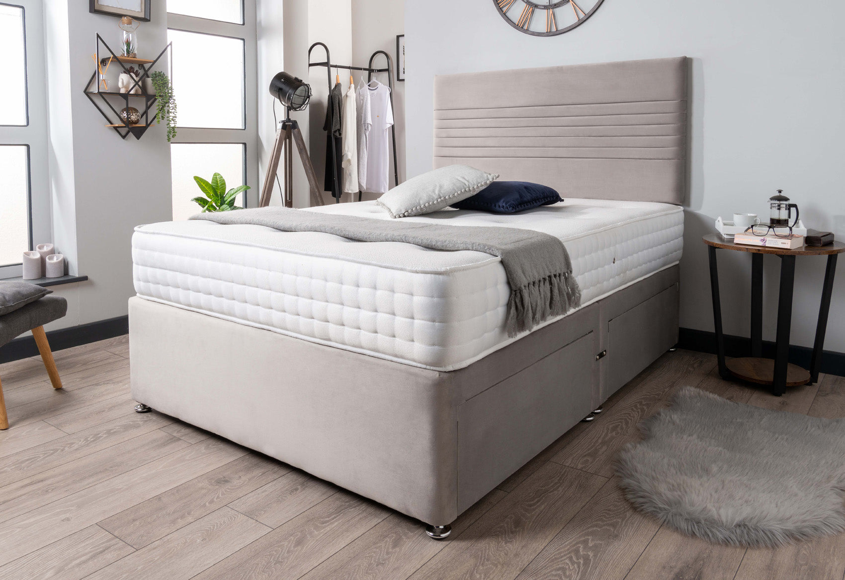 The Ebro Divan Bed Set Plush