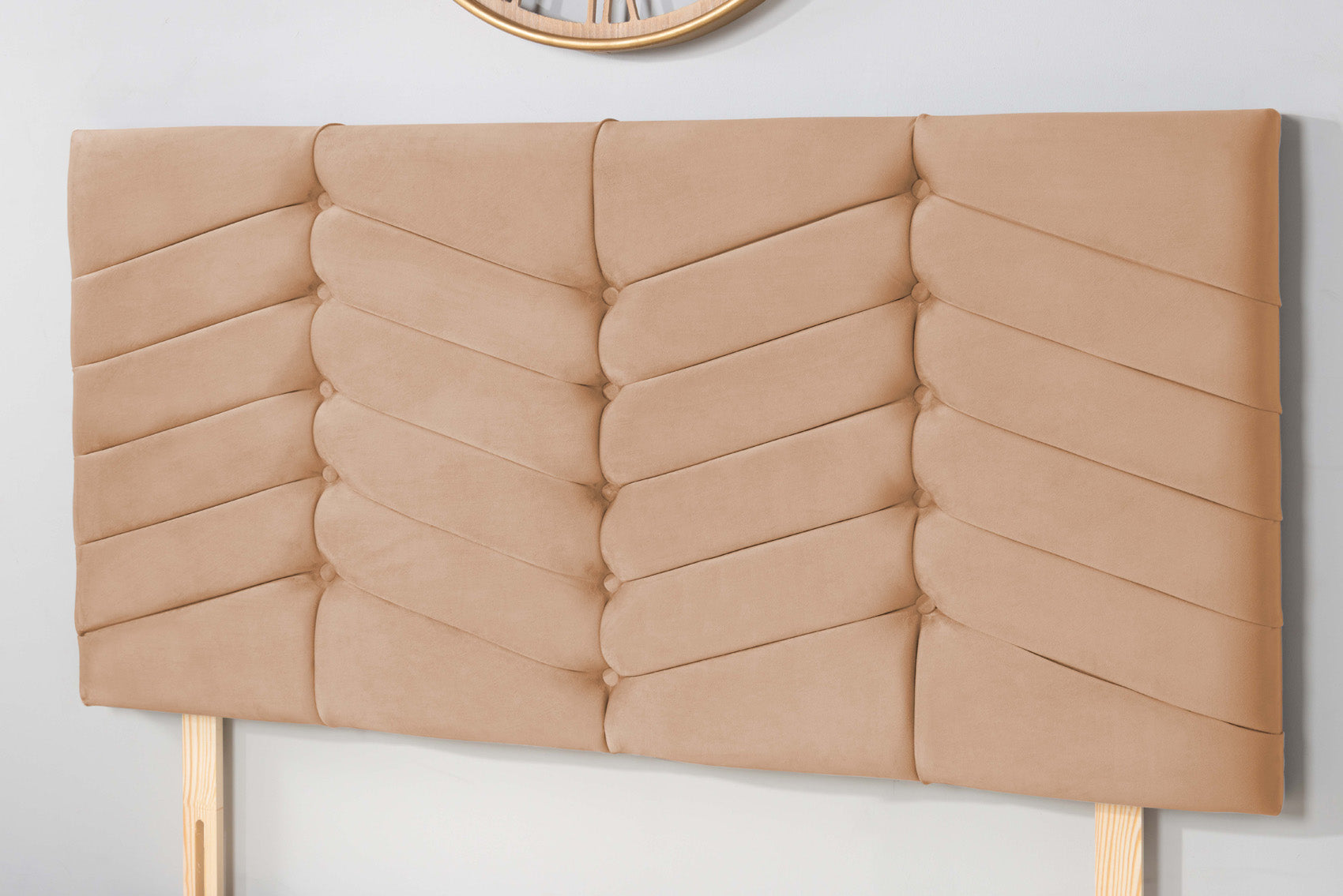 The Evinos Bed Set Plush