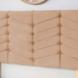 The Evinos Bed Set Plush
