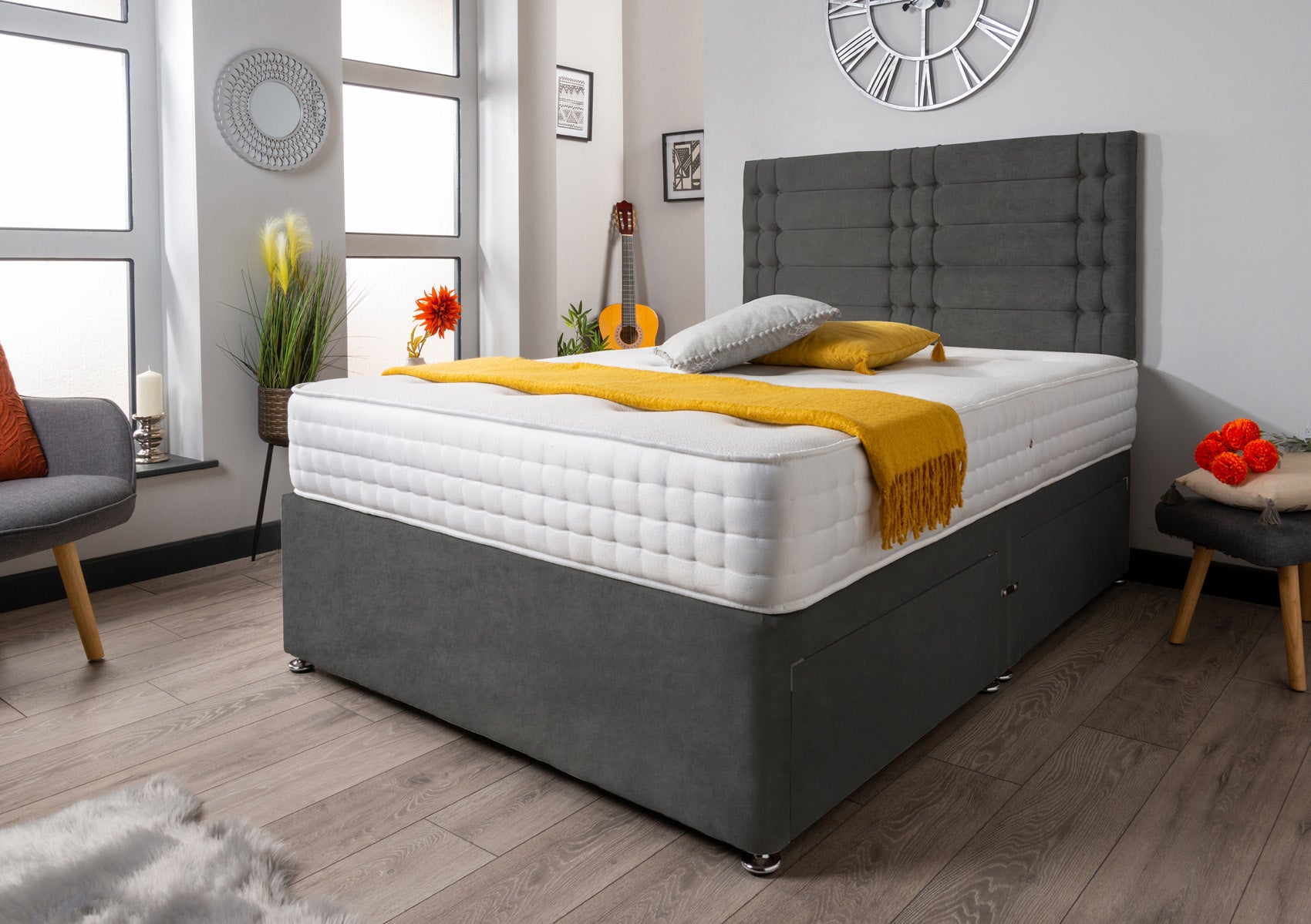 The Seine Divan Bed Set Naples