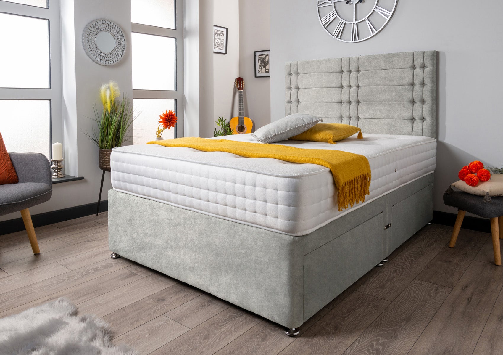 The Seine Divan Bed Set Naples