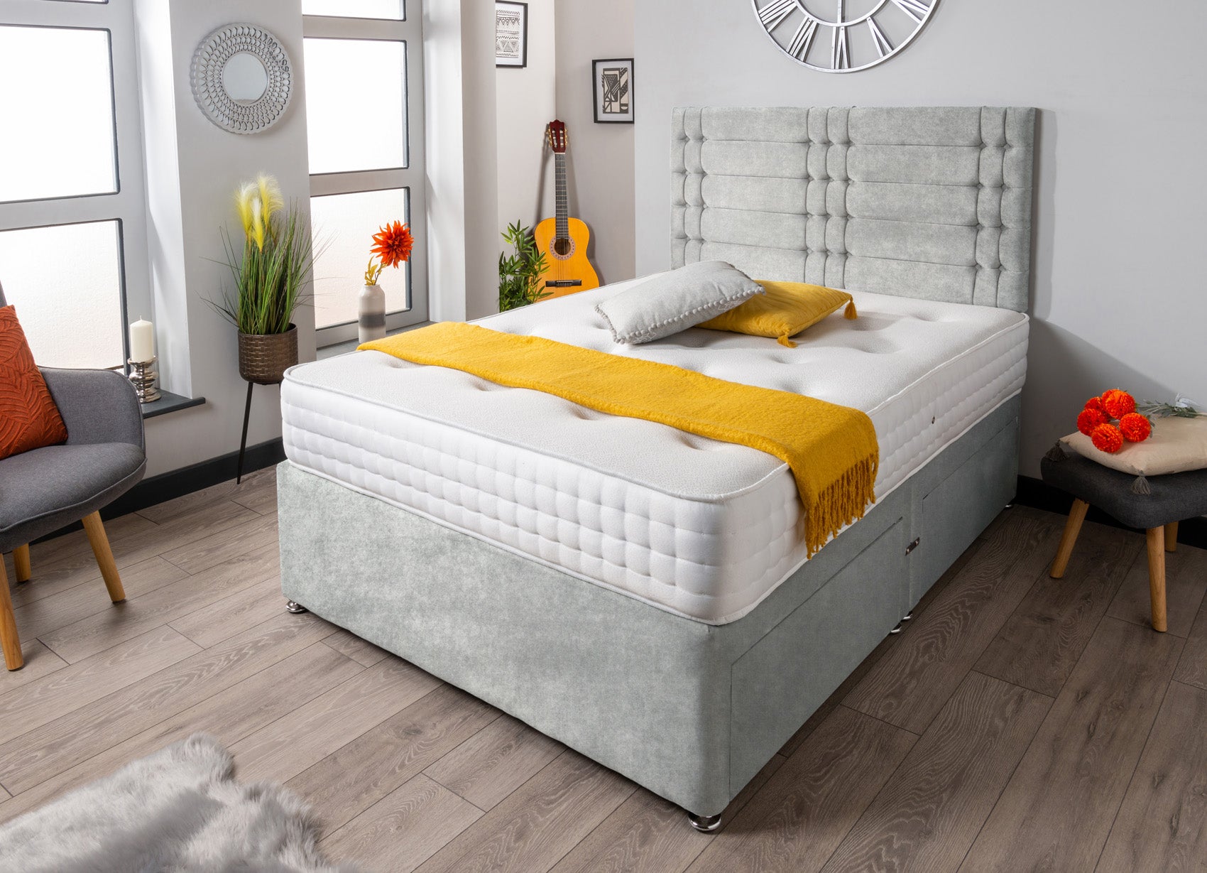 The Seine Divan Bed Set Naples