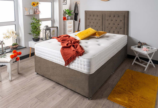 The Parana Chesterfield Divan Bed Set Naples