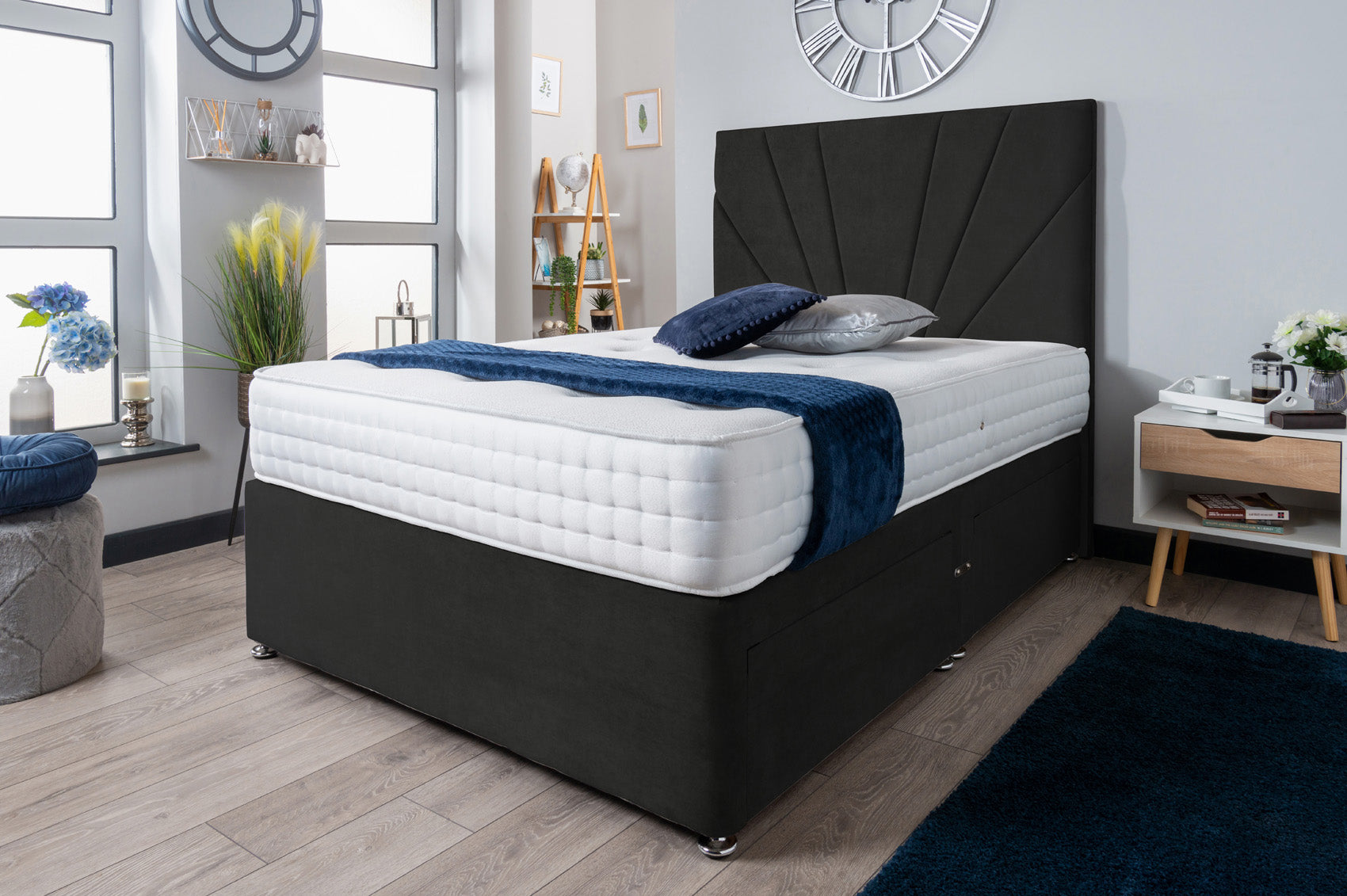 The Yenisei Divan Bed Set Naples