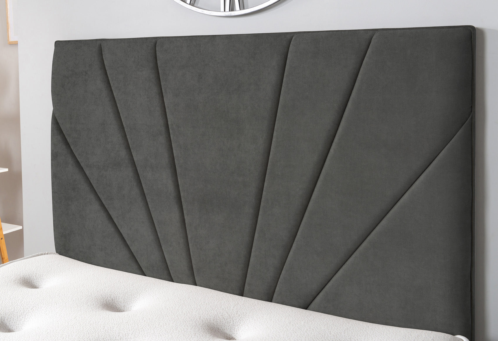 The Yenisei Divan Bed Set Naples