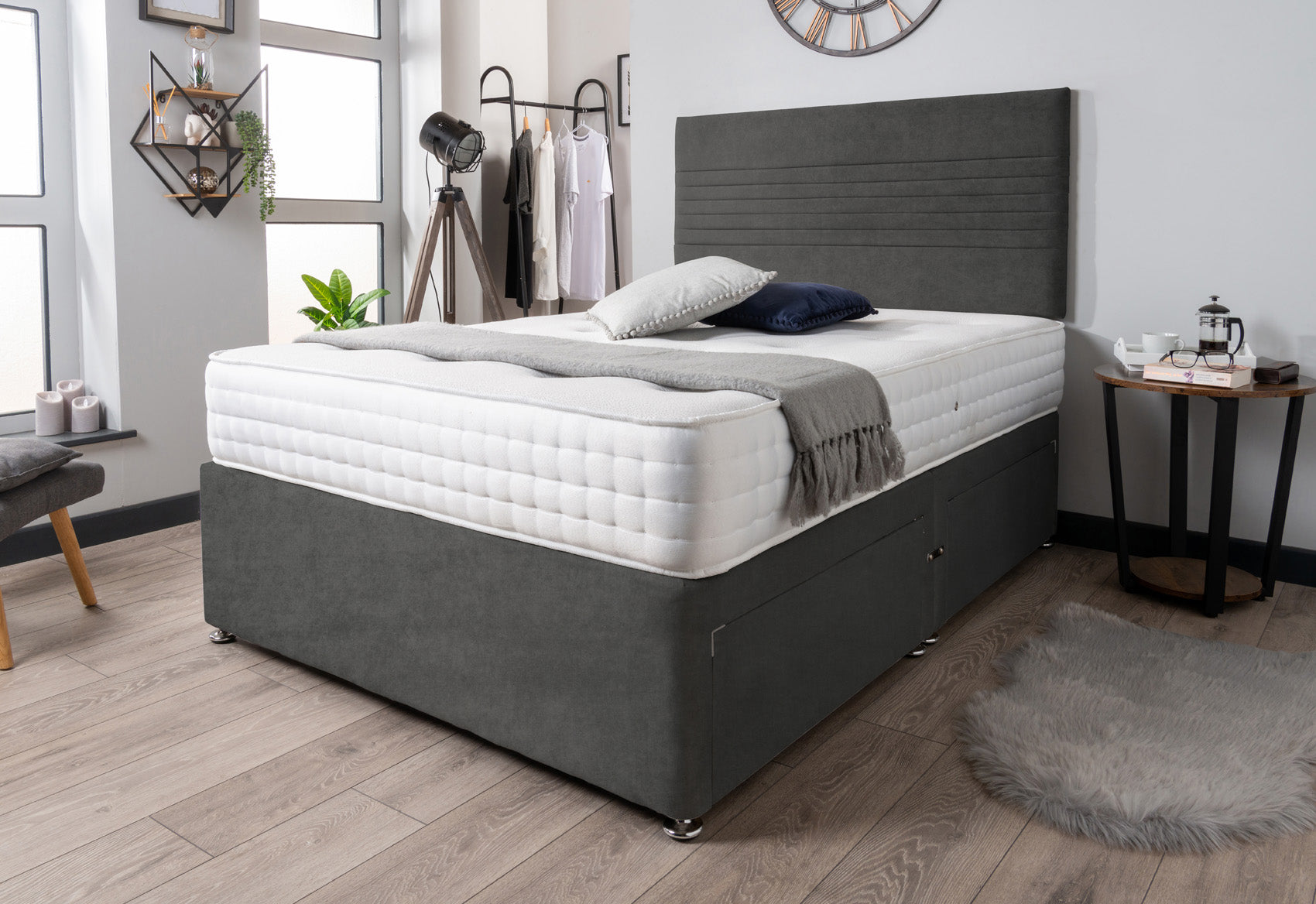 The Ebro Divan Bed Set Naples