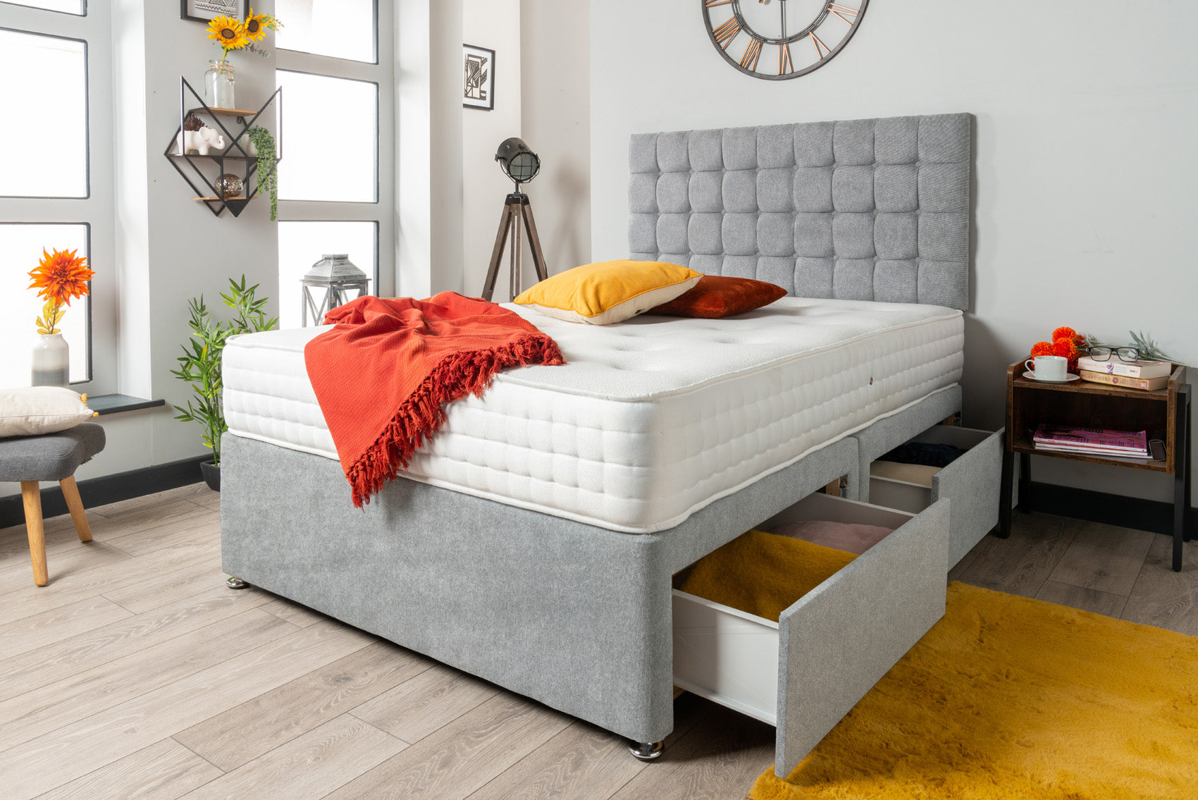 The Orinoco Divan Bed Set Naples
