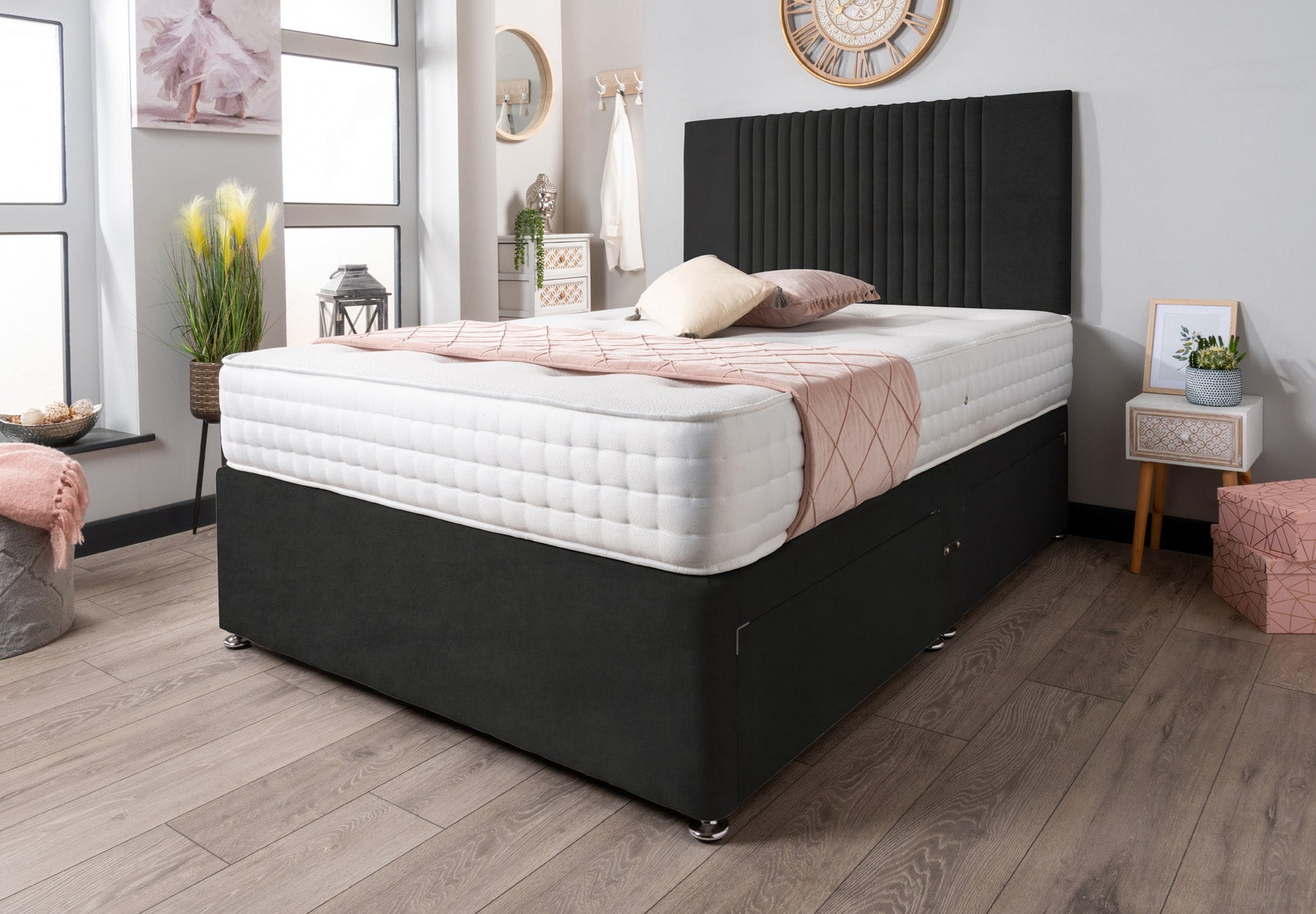 The Neda Divan Bed Set Naples