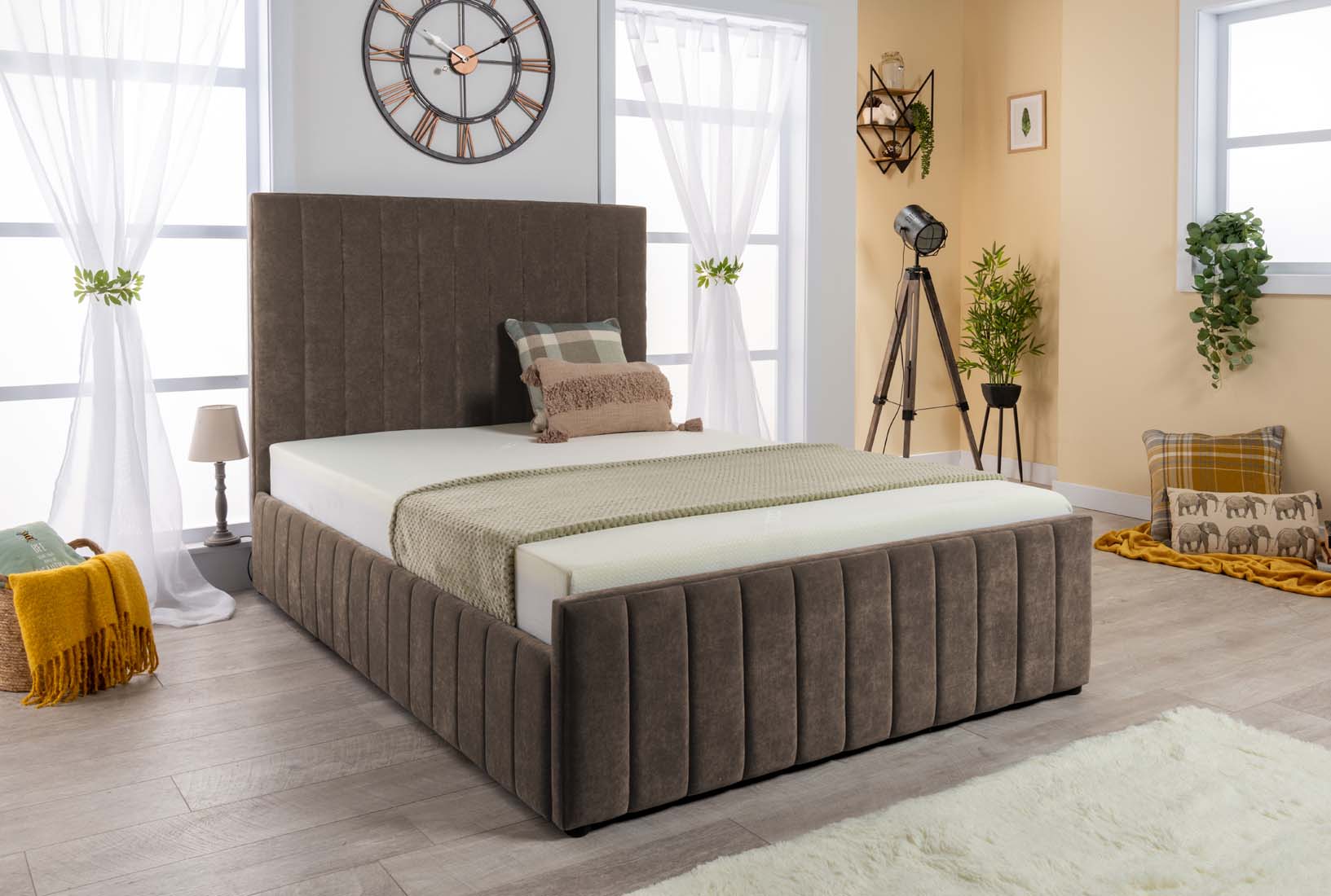 Grand Winchester Velvet Ottoman Storage Bed